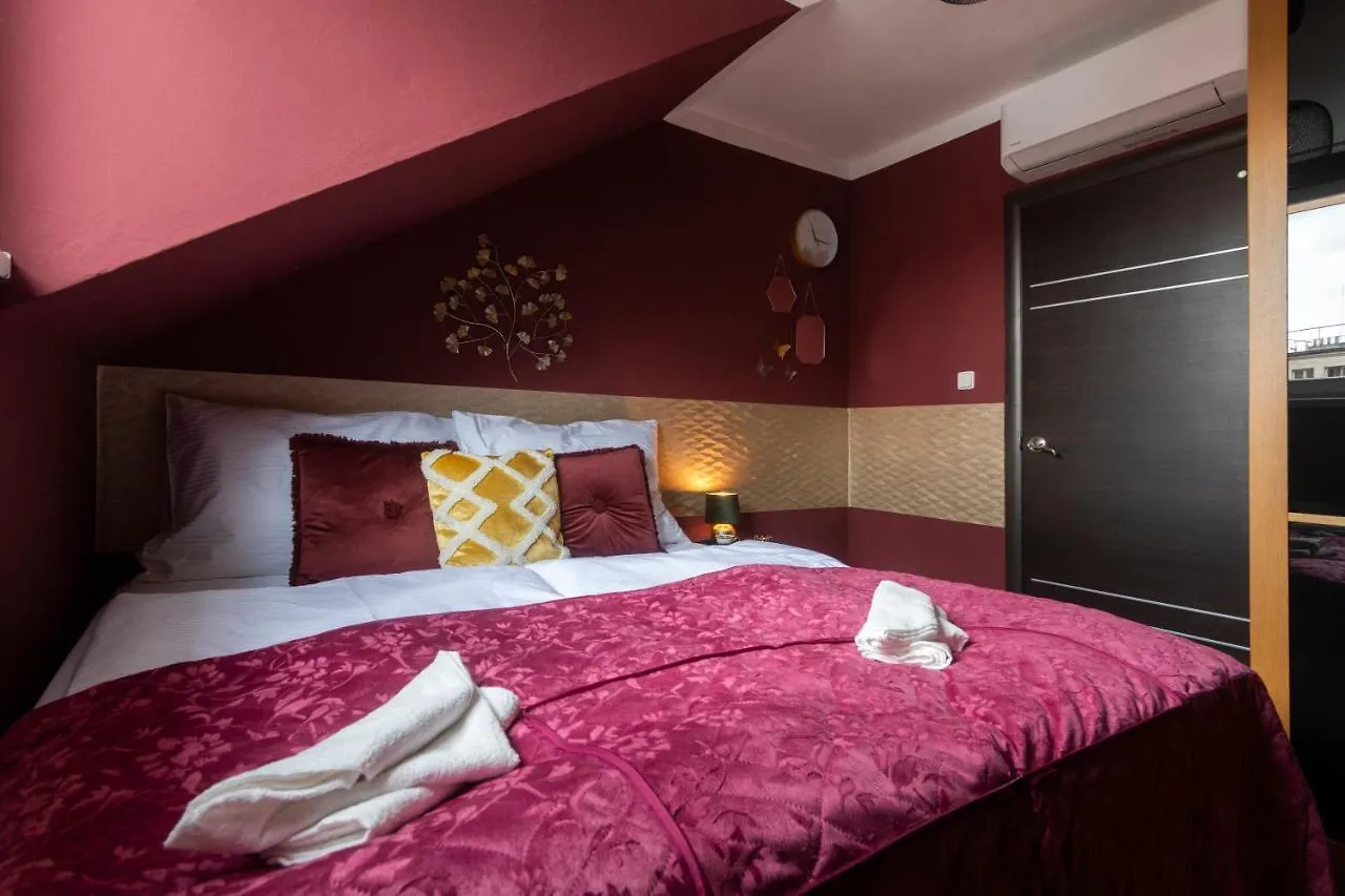Appartement Golden Tree Loft In The Heart Of Prague 0*,